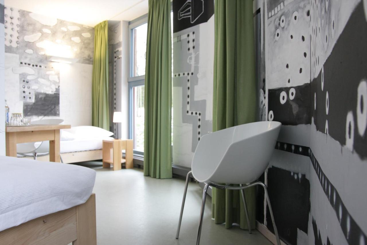 Alanus Gastehaus Hotel Alfter Bagian luar foto