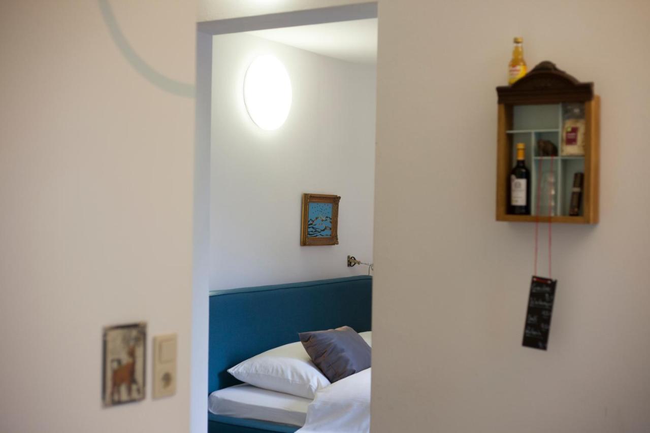 Alanus Gastehaus Hotel Alfter Bagian luar foto