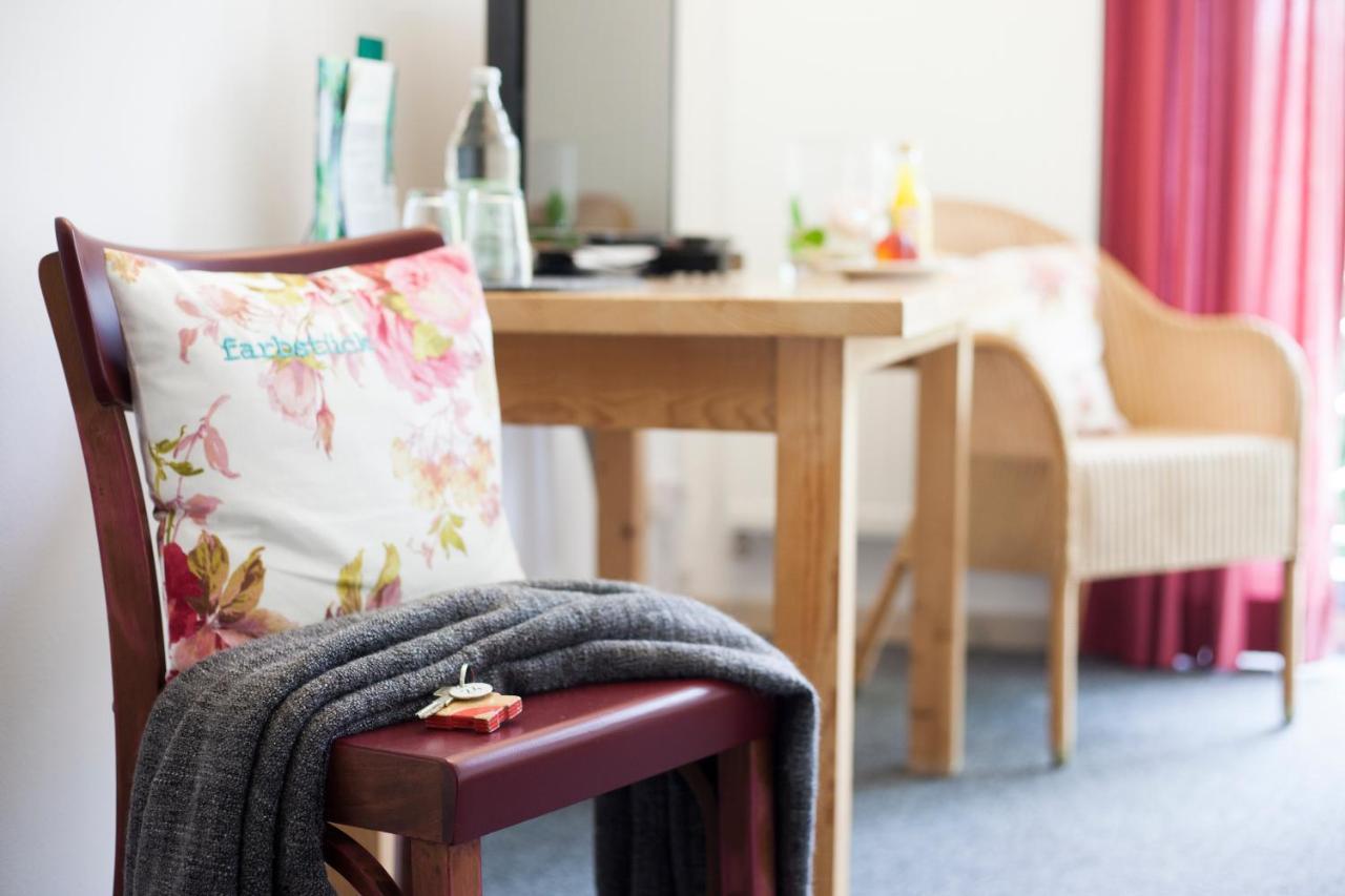 Alanus Gastehaus Hotel Alfter Bagian luar foto